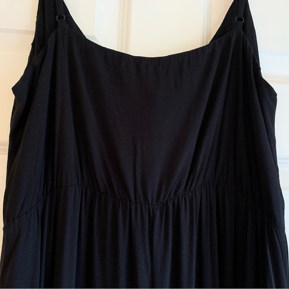 NWT ASOS Curve Size 14 black long dress, adjustable straps, button details - Picture 7 of 8